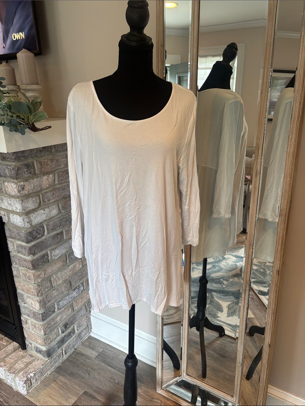 Alfani White Scoop Neck 3/4 length Sleeve Tunic Top